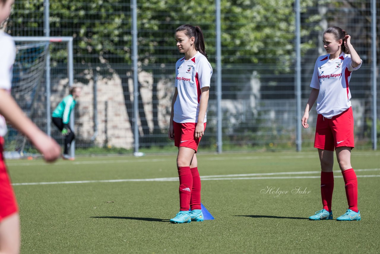 Bild 56 - wCJ Germania Schnelsen - Walddoerfer SV : Ergebnis: 0:6